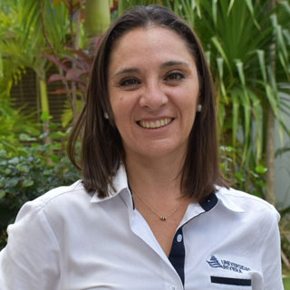 Retrato de Laura Castresana, Directora de Vinculación y Turismo